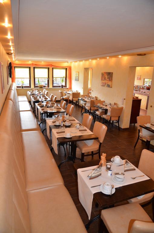 Hotel Pirsch Ramstein-Miesenbach Dış mekan fotoğraf